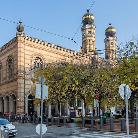 Super Central Super Small Budapest Eksteriør billede