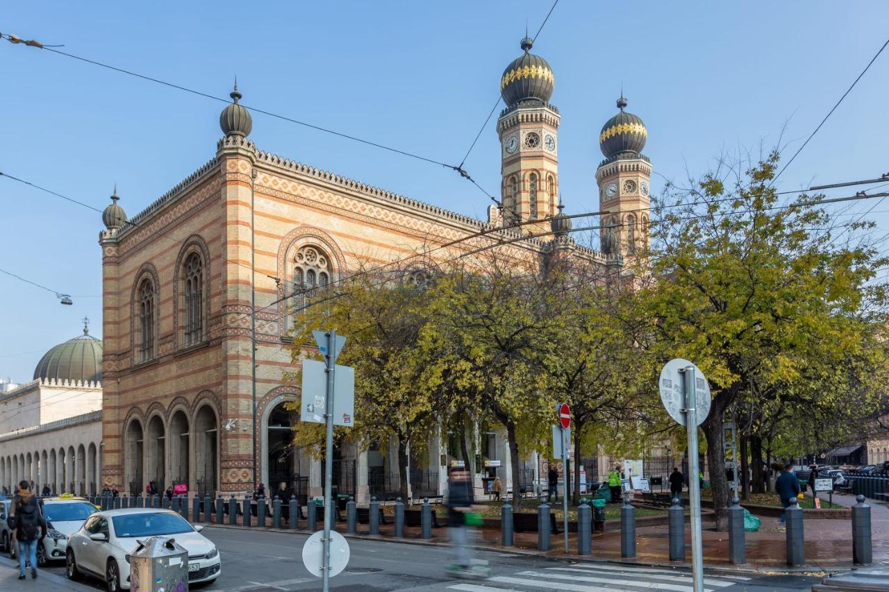Super Central Super Small Budapest Eksteriør billede